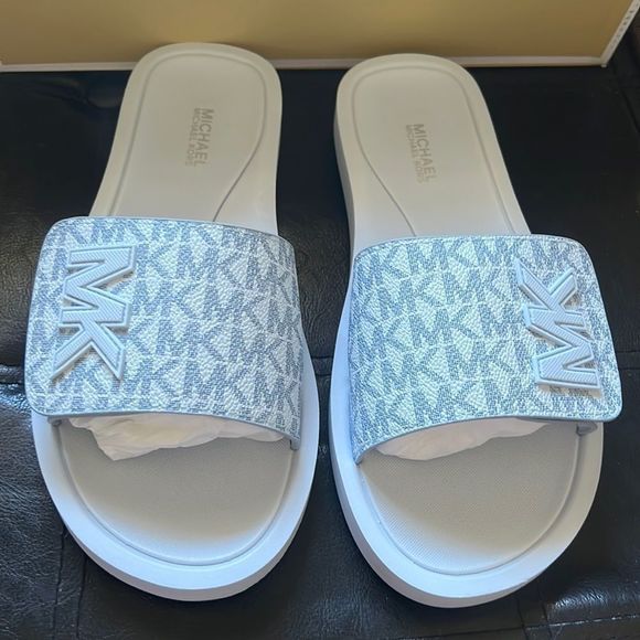 NEW MICHAEL KORS logo slide sandals - Picture 1 of 5